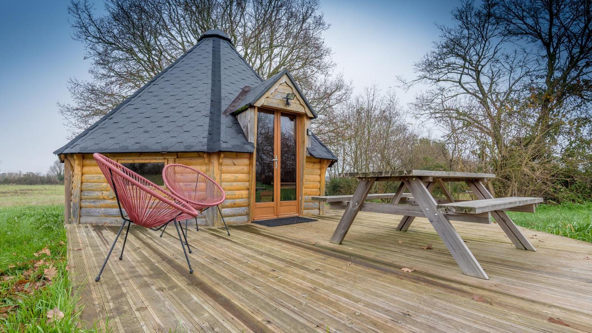 Hostal Kota Morannes sur Sarthe-Daumeray Exterior foto
